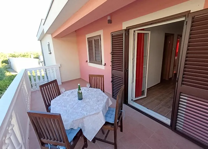 Kuca Za Odmor Stipe * Pag Town