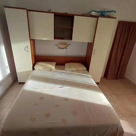 Kuca Za Odmor Stipe Pag Town